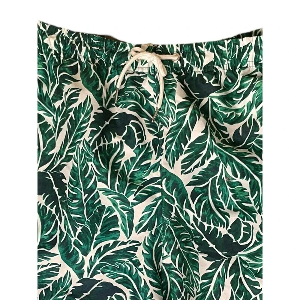 SwimZip UPF 50+ NEW Green Leaf Swim Trunks Men’s Size Large Sun Protection